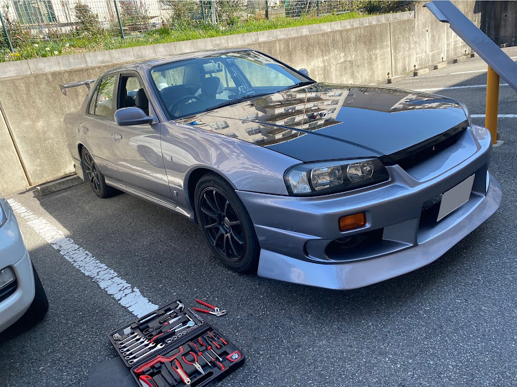 スカイラインのDIY・エアロスカートに関するカスタム事例の投稿画像1枚目