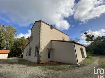 maison à Maulévrier (49)