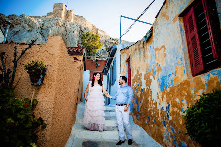 Fotografo di matrimoni Dimitra Sakellari (dimiwallace). Foto del 27 maggio 2023