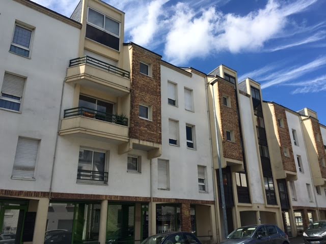 Location meublée appartement 1 pièce 27 m² à Nantes (44000), 600 €