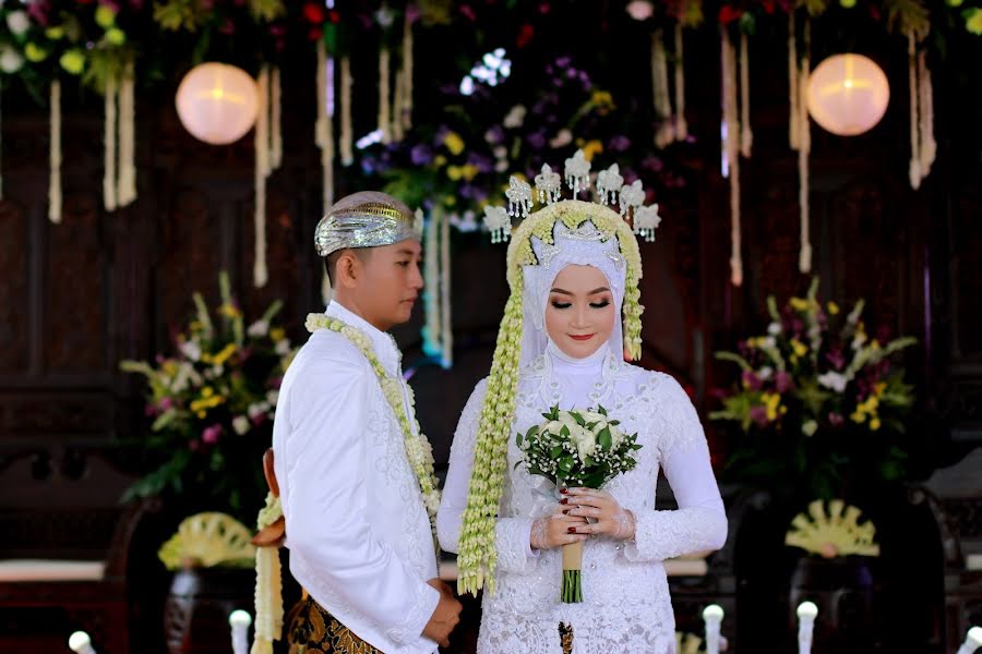 Fotógrafo de casamento Eka Juli Putra (ekajuli). Foto de 21 de junho 2020