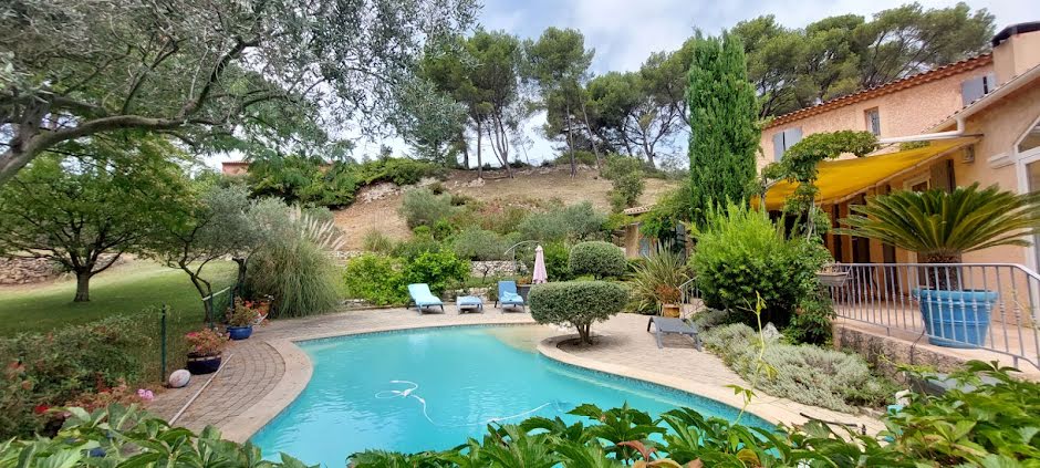 Vente maison 7 pièces 230 m² à Aix-en-Provence (13090), 1 200 000 €