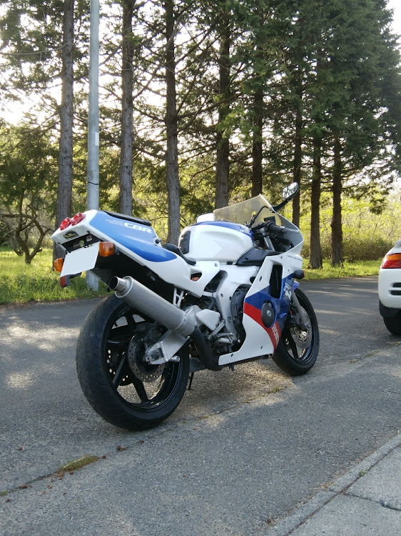 その他のCBR250RR・モコ MG22S・まさかの雪☃️・衣替え・地獄のGWに関するカスタム事例の投稿画像9枚目