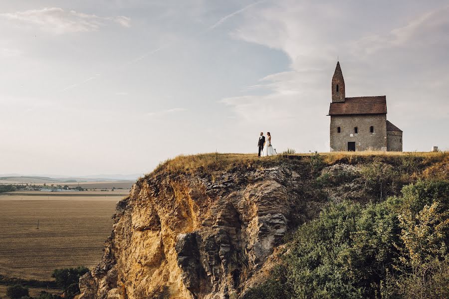 Wedding photographer Tomáš Dananai (tomasdananai). Photo of 19 February