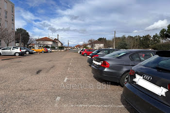 parking à Roanne (42)