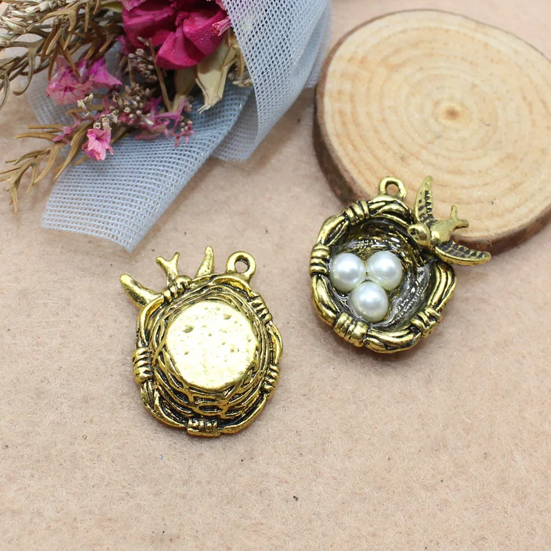 Vintage DIY sieraden van legering met antiek zilveren vogelhuisje. Maak unieke kettingen en armbanden met dit prachtige ambachtelijke ontwerp.