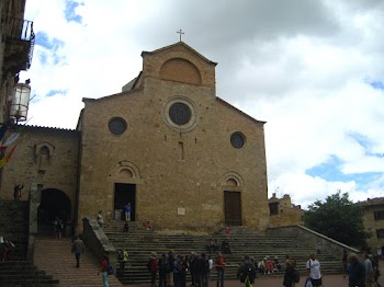 San Gimignano - BAJO EL CIELO DE LA TOSCANA (7)