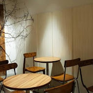 Fujin Tree 353 Cafe by simple kaffa