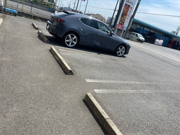 MAZDA3のホイール流用に関するカスタム事例の投稿画像1枚目