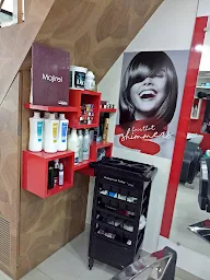 Salon Apple Dapodi photo 3