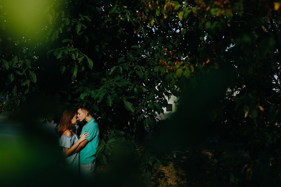 Svatební fotograf Aleksey Teksomolika (teksomolika). Fotografie z 11.září 2015