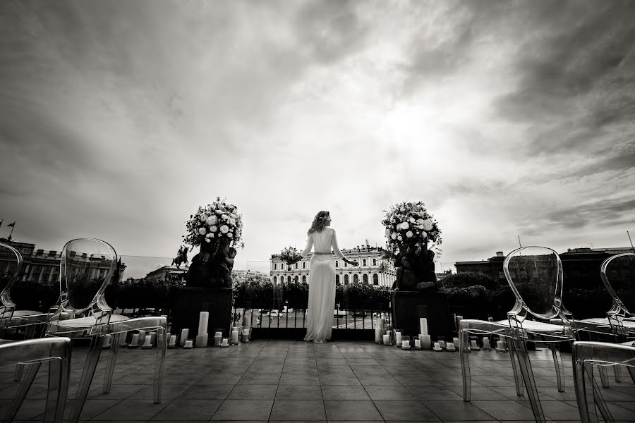 Wedding photographer Andrey Zhulay (juice). Photo of 12 January 2018