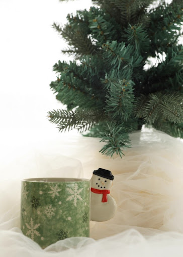 Title 5, Cinnamon-flavored Christmas Hand-painted Ginger...
