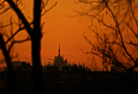 Sky ligt di Milano, il duomo il suo simbolo di jovi55