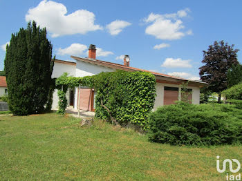 maison à Doulaincourt-Saucourt (52)