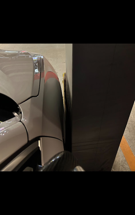 X5の駐車場寄せ・駐車位置には気を使うに関するカスタム事例の投稿画像2枚目