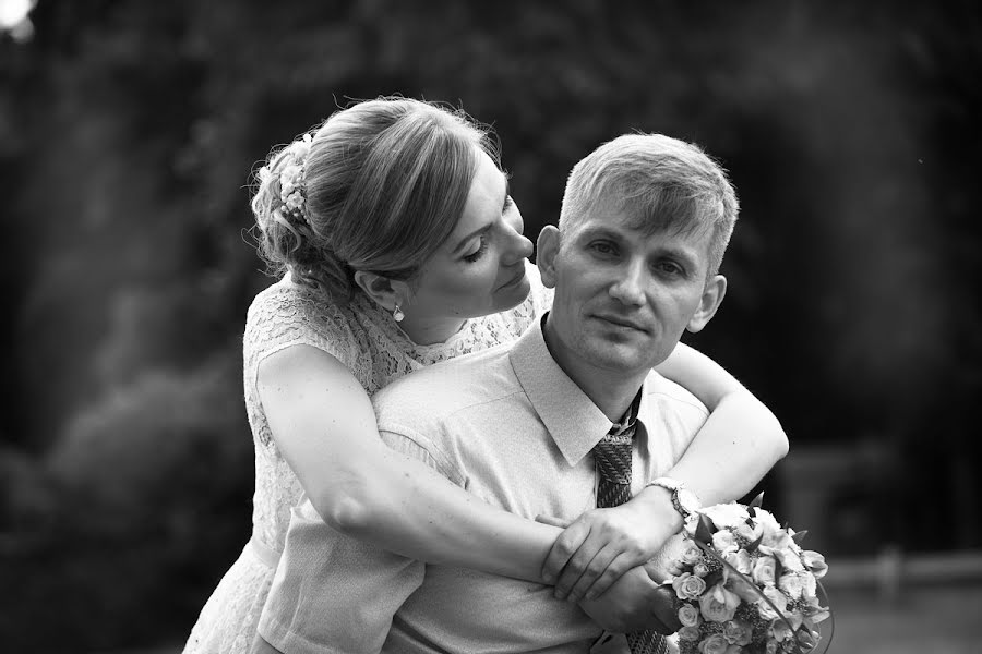 Fotografo di matrimoni Evgeniy Bulanov (alfstudio). Foto del 4 dicembre 2015