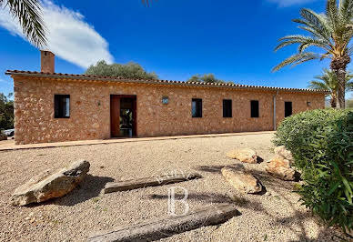 House with pool and terrace 9