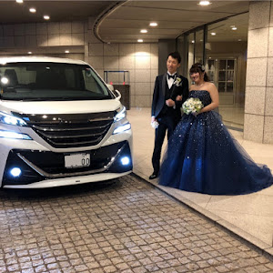 ヴェルファイア AGH30W