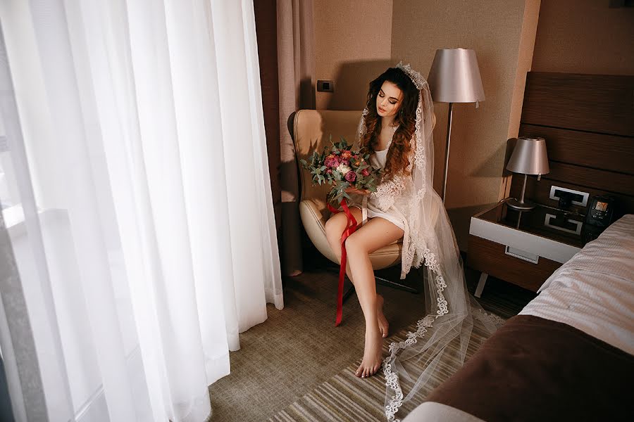 Wedding photographer Elizaveta Vladykina (vladykinaliza). Photo of 4 March 2018