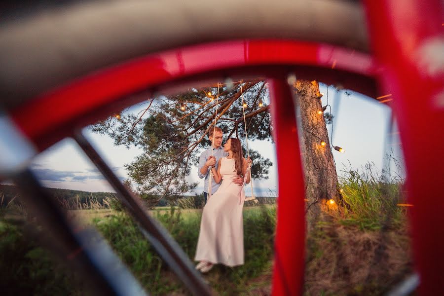 婚禮攝影師Sasha Lavrukhin（lavrukhin）。2015 8月6日的照片