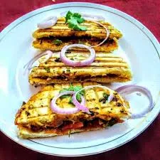 Grill Paneer Kulcha (1Pc)