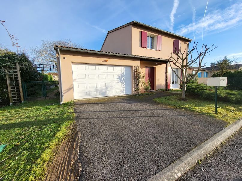 Vente maison 6 pièces 150 m² à Buxerolles (86180), 336 000 €