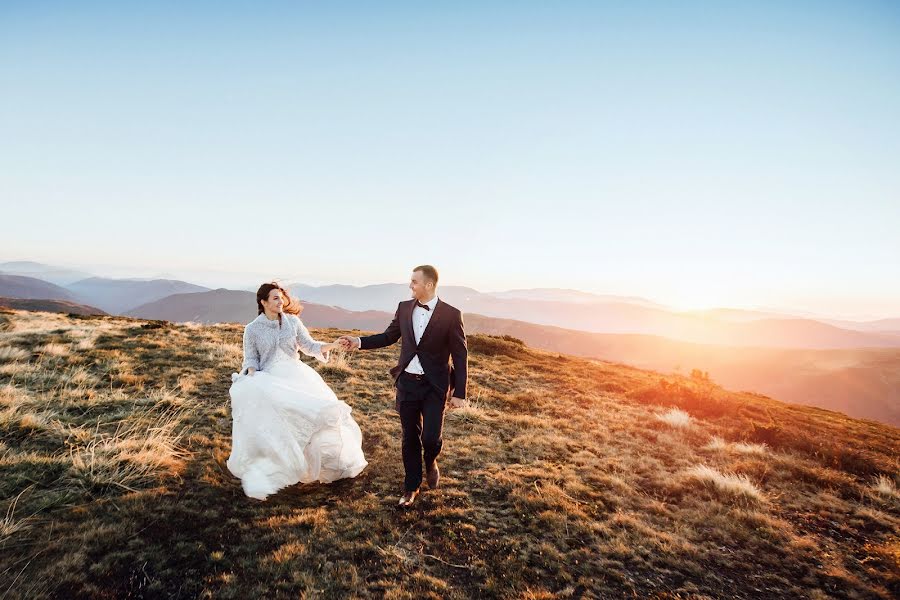 Wedding photographer Aleksandr Rostov (alexrostov). Photo of 26 April 2019