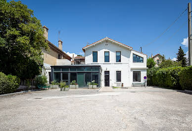 Villa with terrace 2