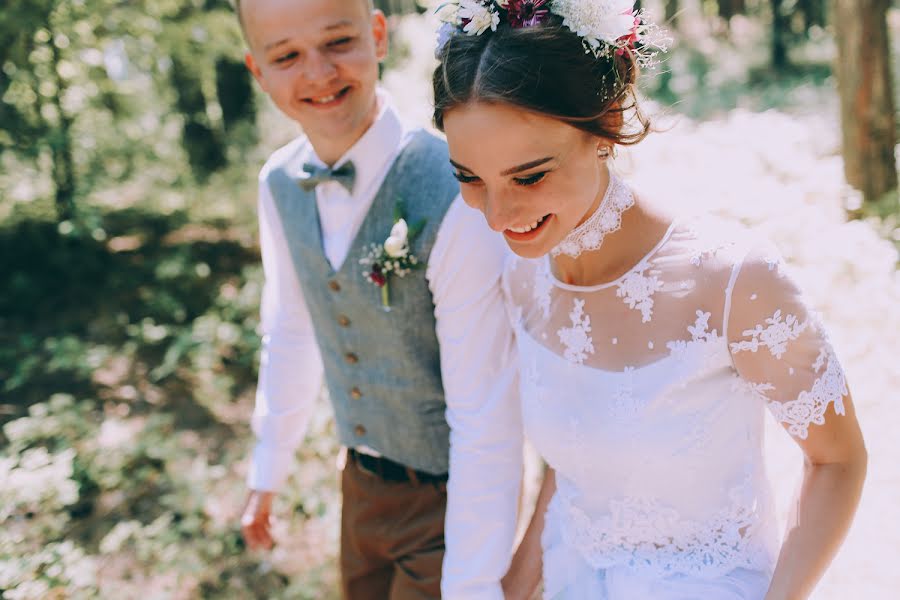 Fotógrafo de casamento Olga Nekravcova (nekravcova). Foto de 19 de julho 2017