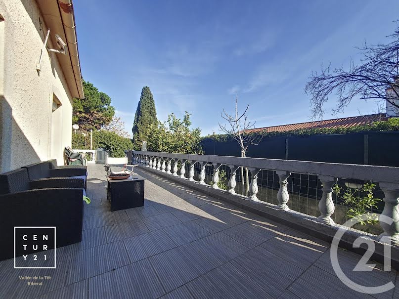 Vente villa 6 pièces 156.54 m² à Le Soler (66270), 368 000 €