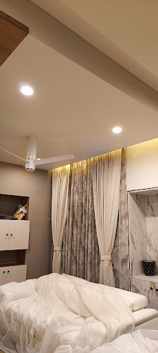 Creative decor — business photo 5