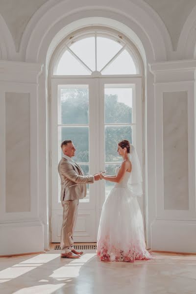 Fotografo di matrimoni Zsuzsanna Csörgő (zsukaphoto). Foto del 15 agosto 2019