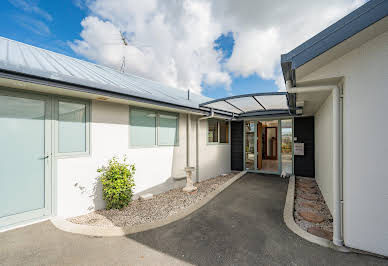 House with garden and terrace 1