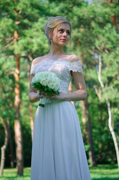 Fotógrafo de casamento Pavlina Kuzmina (pavlakey). Foto de 10 de janeiro 2019