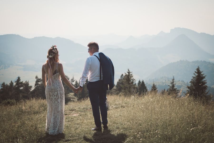 Fotógrafo de casamento Adrian Placek (adrianplacek). Foto de 12 de julho 2019