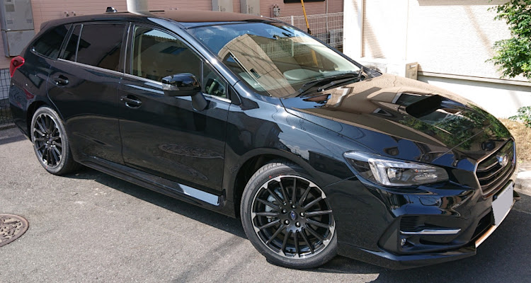 レヴォーグのマフラー・車高調取付・ホイール・フラッシュエディターに関するカスタム事例の投稿画像3枚目