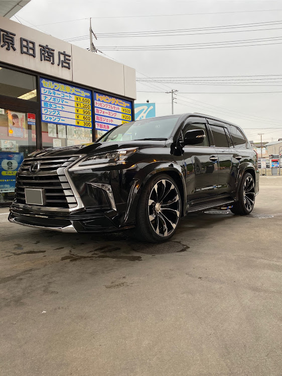 しんたろうさんが投稿したLX570・アルファード30後期・レクサスに関するカスタム事例の投稿画像2枚目