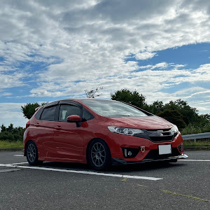 フィット GK5