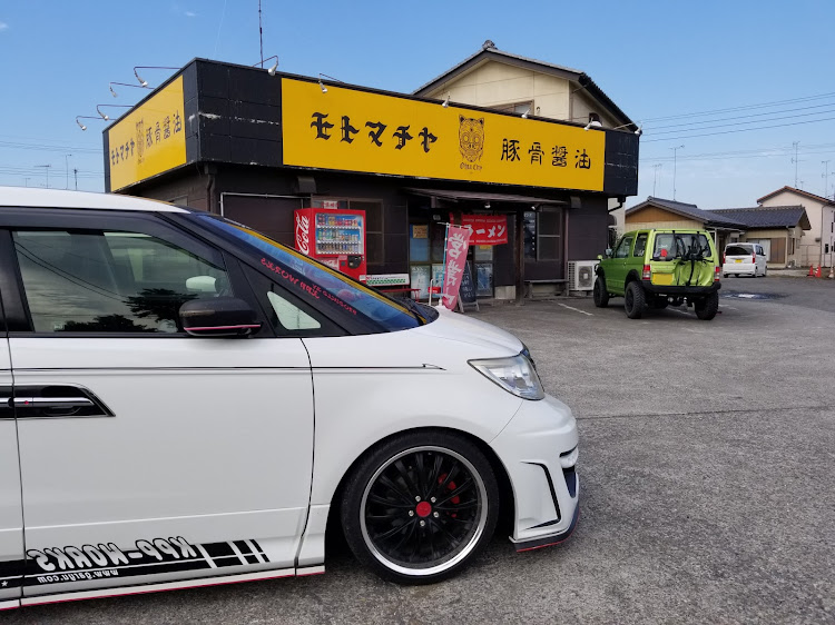 エリシオンプレステージのエリシオン・ラーメン・元町家・家系ラーメンに関するカスタム事例の投稿画像1枚目