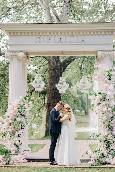 Photographe de mariage Yuliia Danyliuk (danyliuk). Photo du 2 novembre 2023