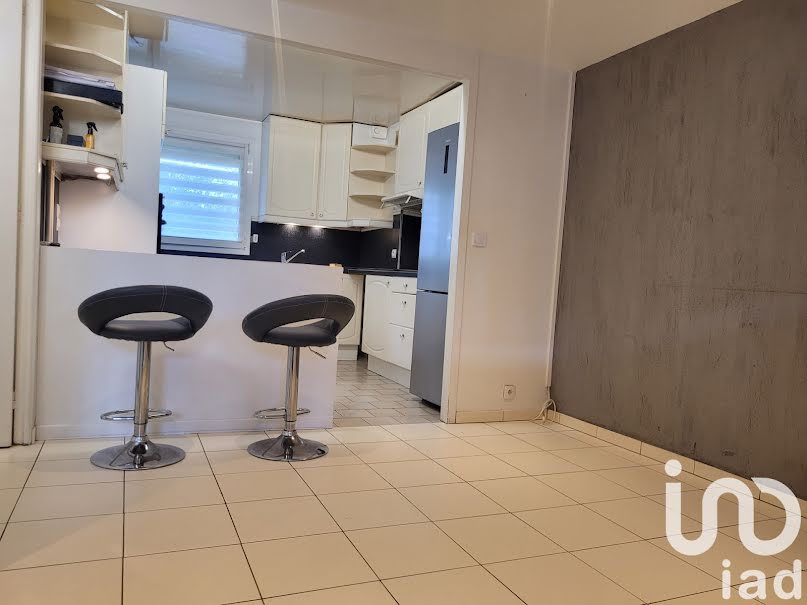 Vente appartement 4 pièces 86 m² à Les Ulis (91940), 220 000 €