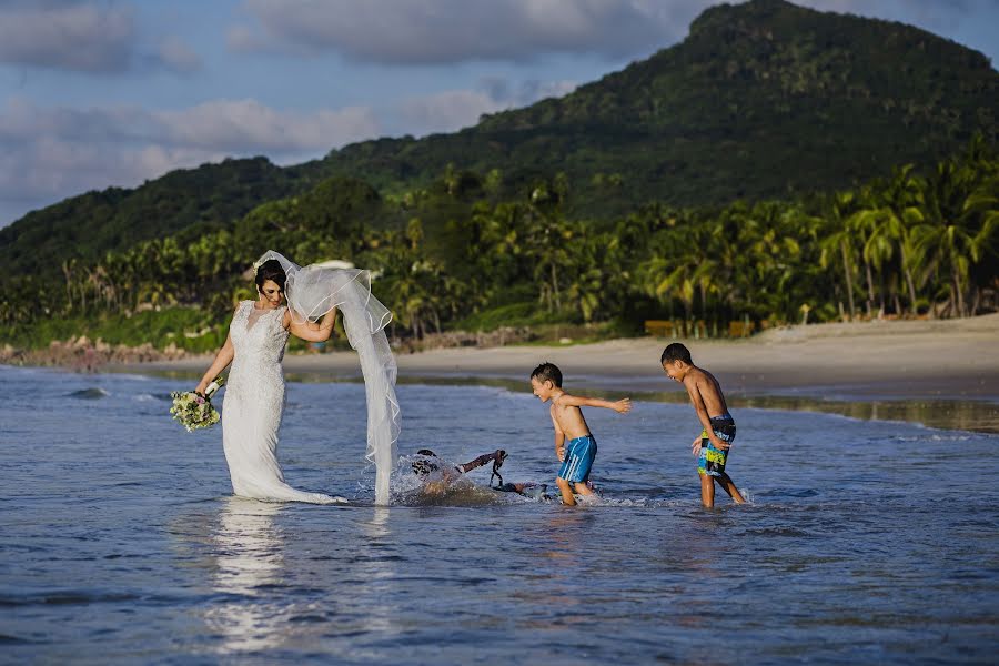 Wedding photographer Estefanía Delgado (estefy2425). Photo of 11 November 2018