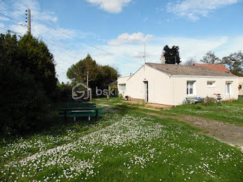 maison à D'Huison-Longueville (91)