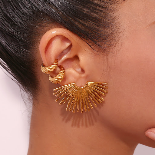 Title 10, Gold-plated Croissant Mini Ear Clip Stylish Ret...