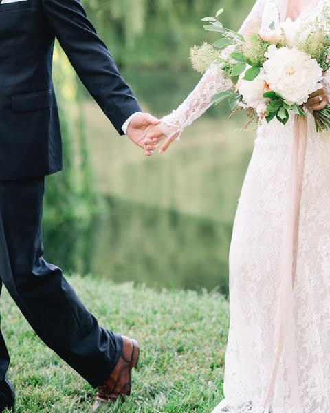 Fotografo di matrimoni Kristyn Harder (kristynharder). Foto del 27 aprile 2019