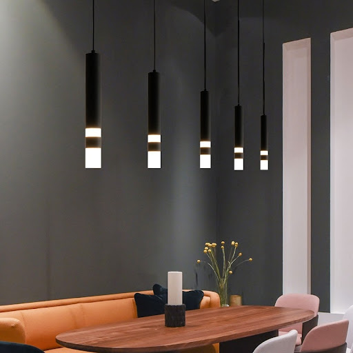 Title 7, Lustre de sala de estar com bolhas de vidro e b...