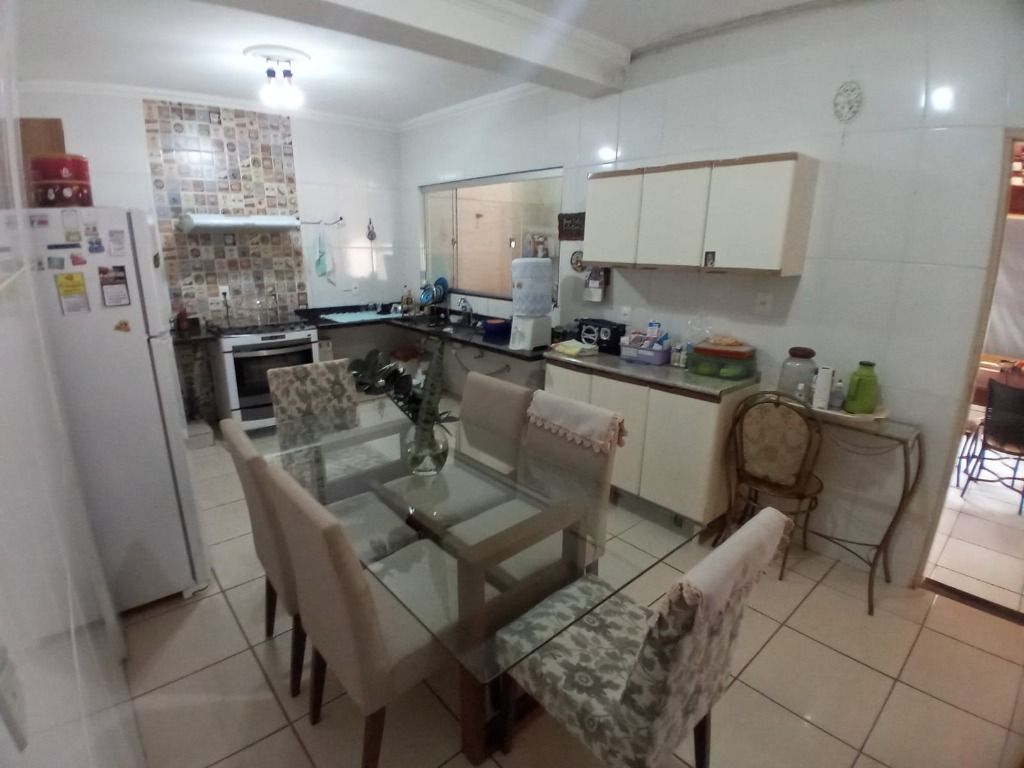 Casa com 2 dormitórios à venda, 291 m² por R$ 450.000,00 - Fabrício - Uberaba/MG