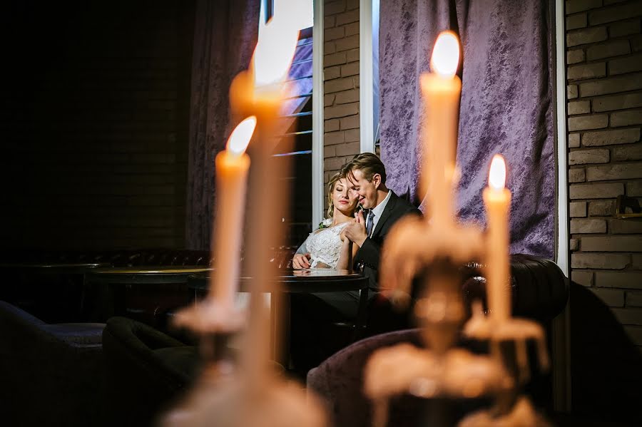 Wedding photographer Aleksandr Shishkin (just-painter). Photo of 23 September 2015