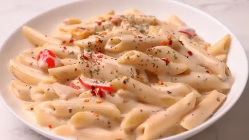 Creamy White Sauce Pasta With Sweet Corn Pizza [7 Inches] And Coke [250 Ml]